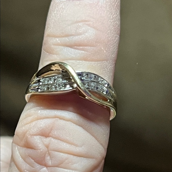 TRADE - Picture 4 of 4